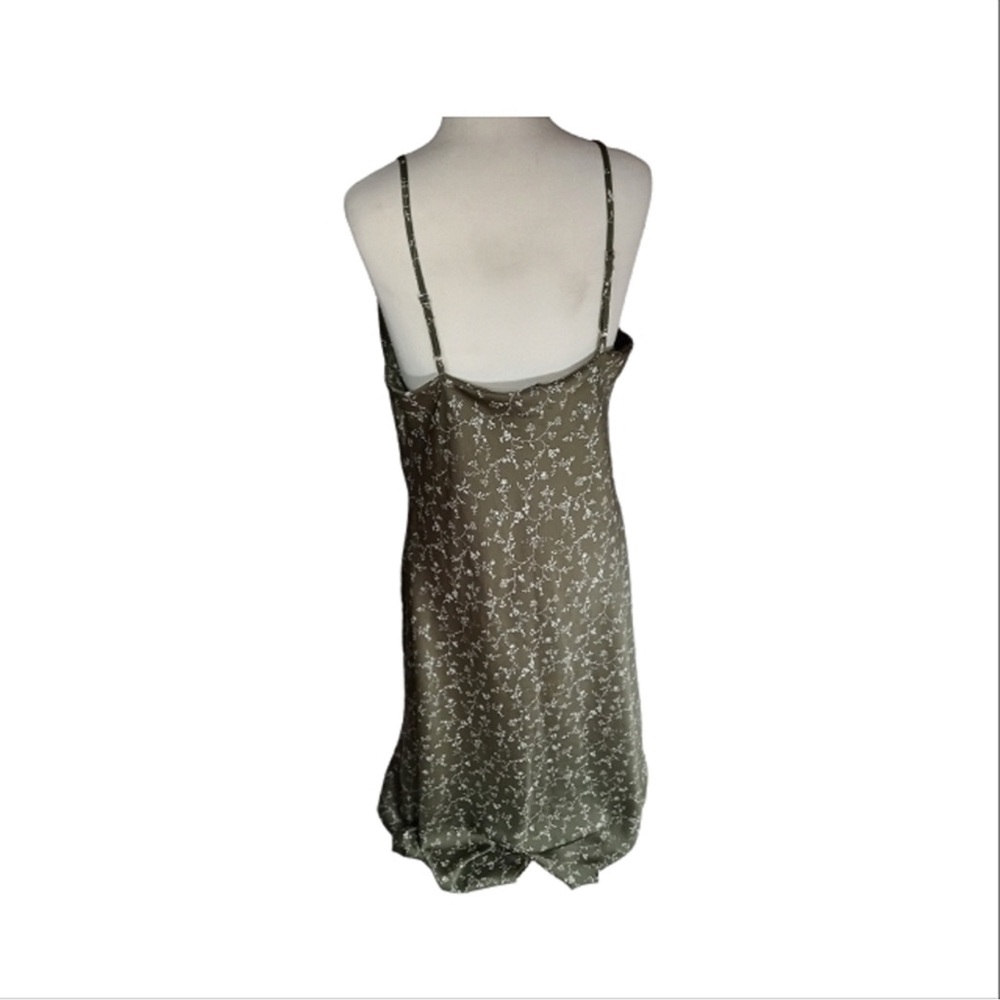 Forever 21 Floral Print Maxi Dress Green Floral Maxi Dress - Picture 3 of 4